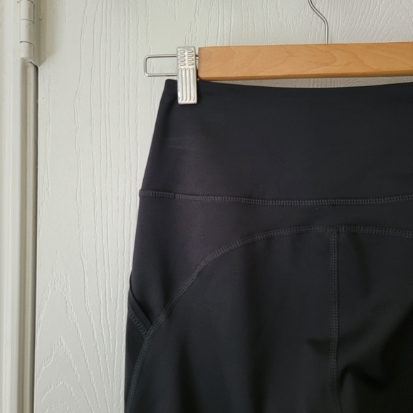 Ruby Ribbon Sport Mesh Crop Legging - Picture 4 of 8